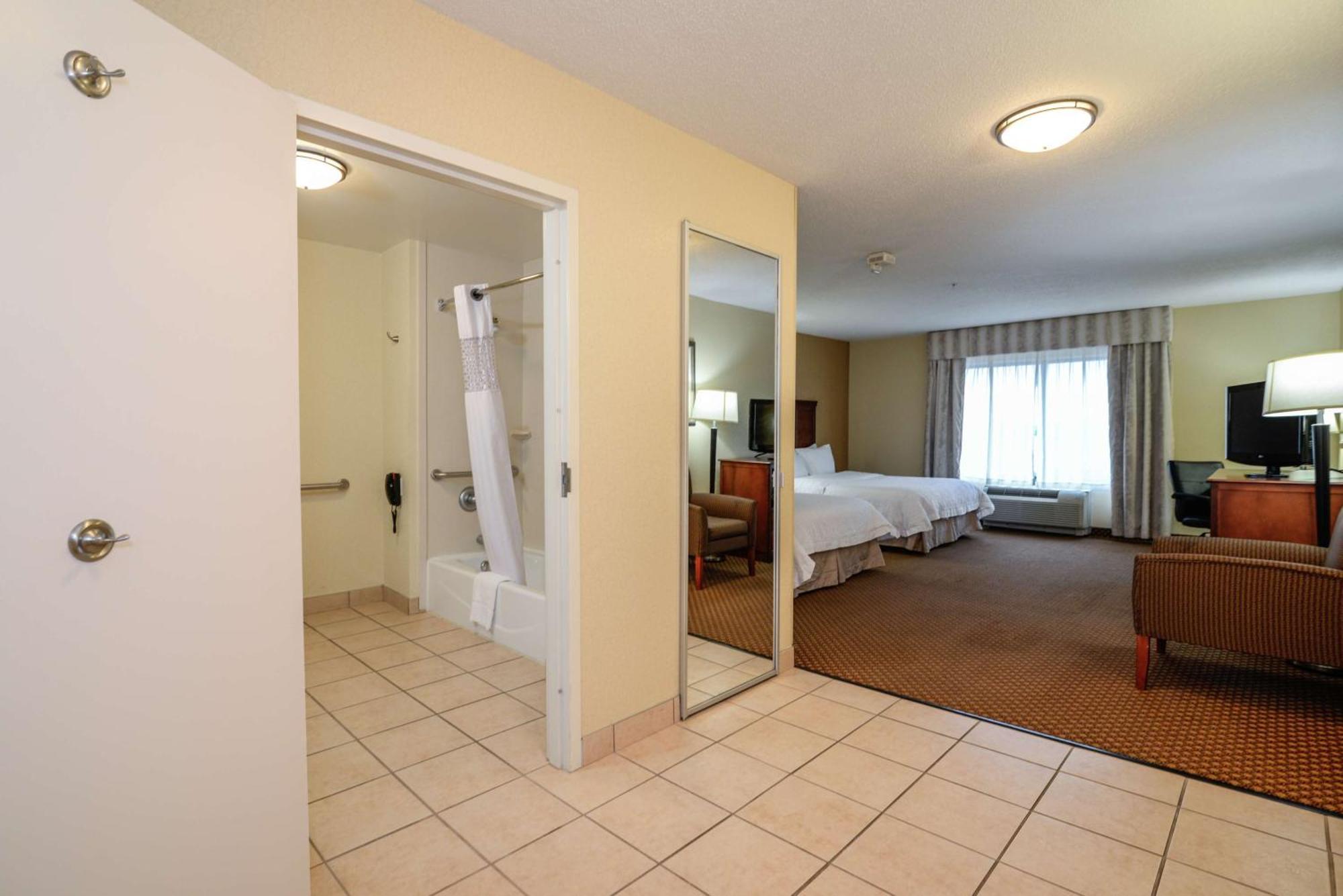 Hampton Inn & Suites Detroit/Chesterfield Kültér fotó